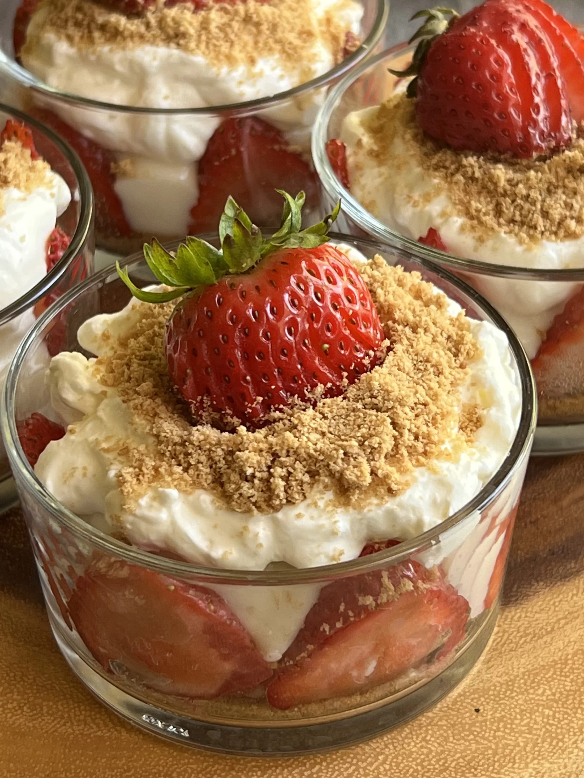 custard pudding with strawberries - Article 3
